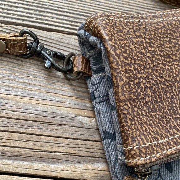 Last Chance🥳! Myra Bag Fold-over Crossbody. Leather/Canvas. - Picture 9 of 9